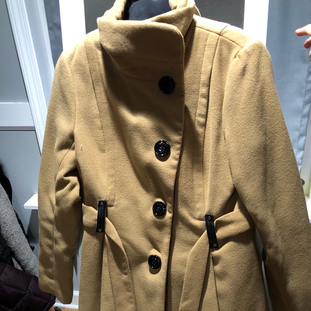 Coat - image 2